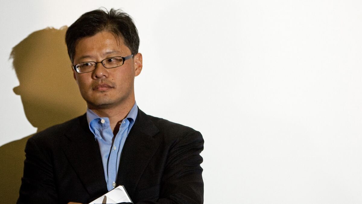 cheats/2012/01/18/yahoo-founder-resigns/jerry-yang-leaves-yahoo-cheat_alv5vn