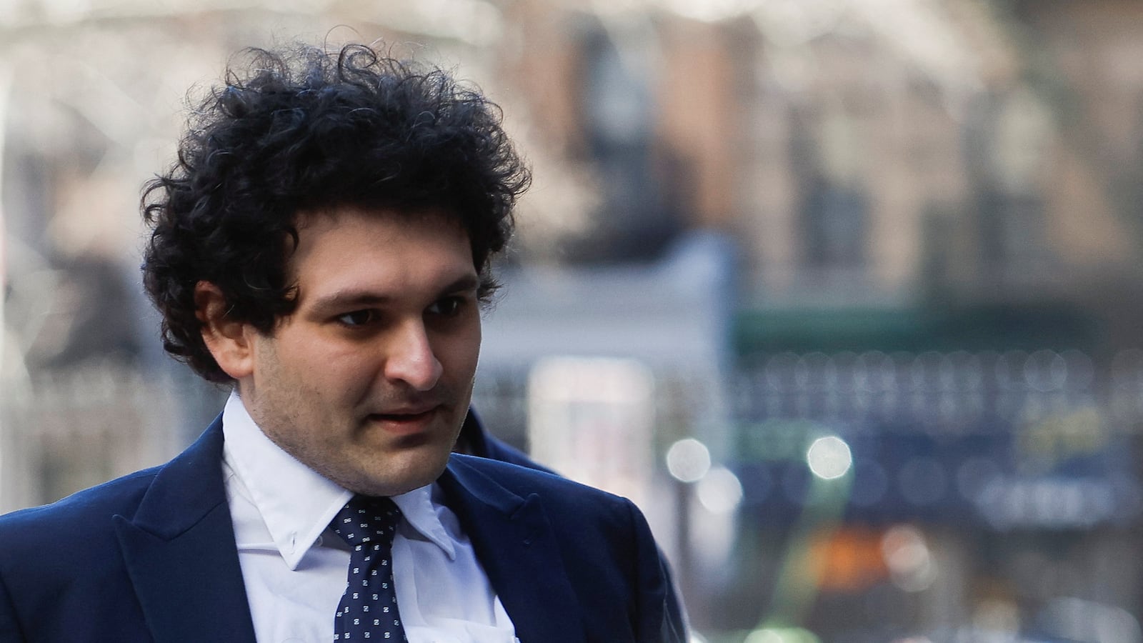 2023-03-30T144636Z_1731118450_RC2E40AV4X1I_RTRMADP_3_USA-BANKMANFRIED_t5zdbj