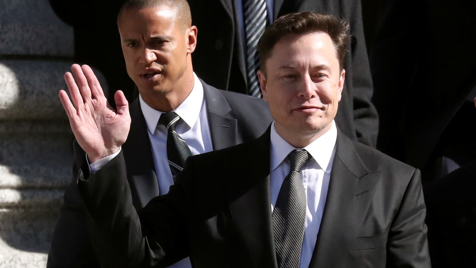 2019-04-04T200515Z_314283727_RC17A19E2B80_RTRMADP_3_TESLA-MUSK-SEC_komfiv