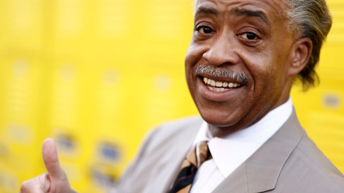 articles/2011/08/25/al-sharpton-s-controversial-msnbc-gig-blasted-by-critics-black-journalists/al-sharpton-show-grove_hfxtds