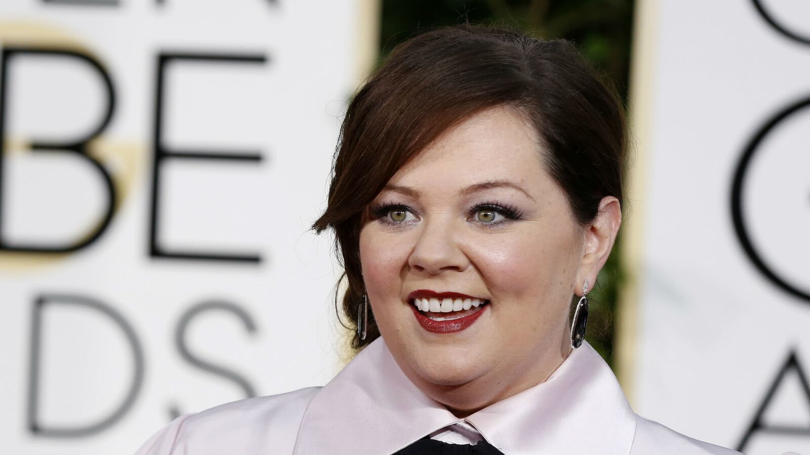 cheats/2016/04/08/mccarthy-to-return-for-gilmore-girls/160408-melissa-mccarthy-gilmore-girls-cheat_p5qywj