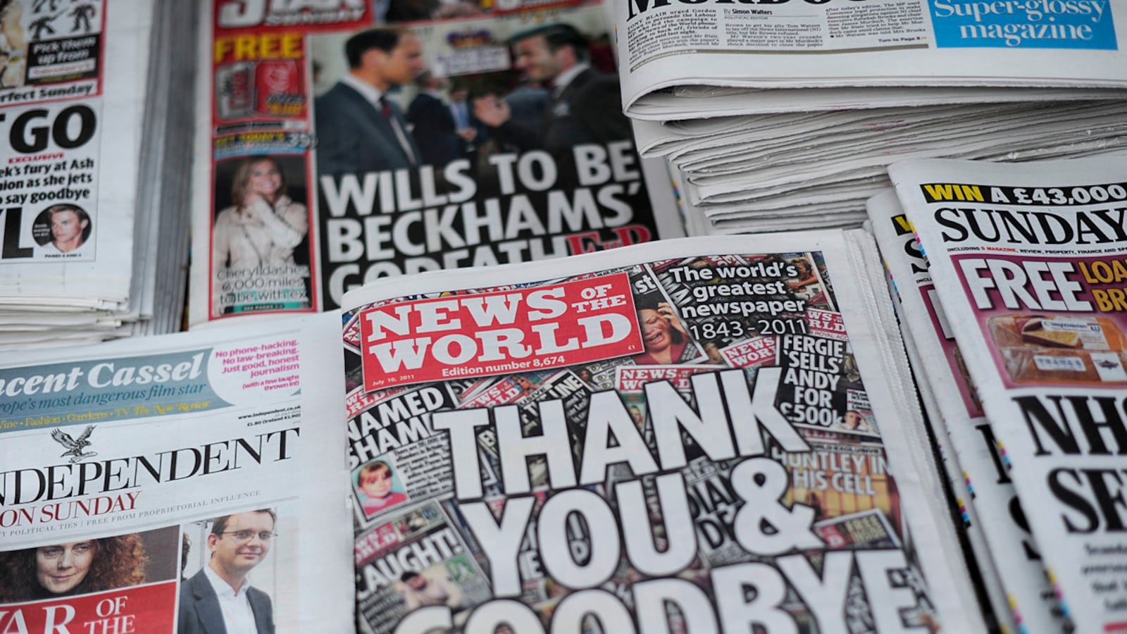 articles/2011/11/28/murdoch-s-news-of-the-world-sins-exposed-by-leveson-inquiry/news-of-the-world-newsstand-cathcart_eww0px