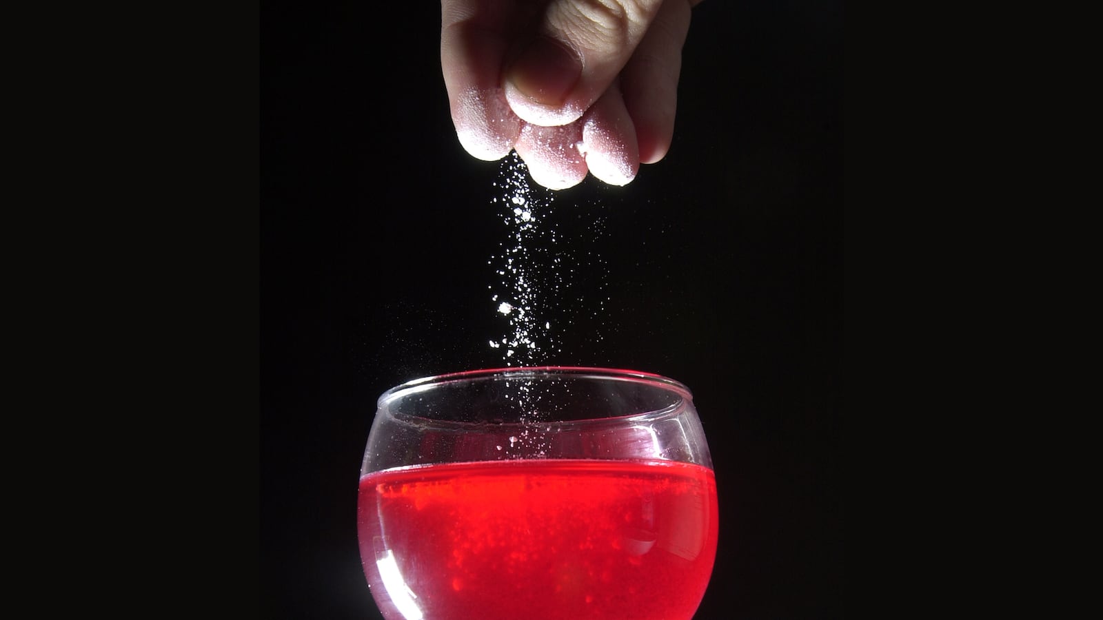 articles/2015/10/19/the-scary-reason-ghb-is-making-a-comeback/151018-townsend-ghb-tease_aknvun