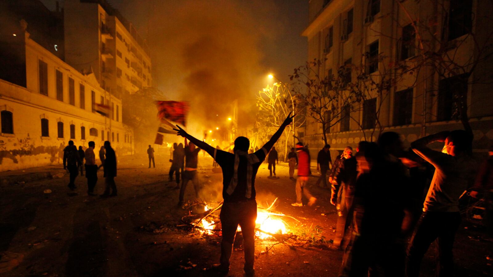 articles/2012/02/03/why-we-riot-how-fans-turned-an-egypt-soccer-match-into-a-bloodbath/psychology-of-riots-wise_lifx5n