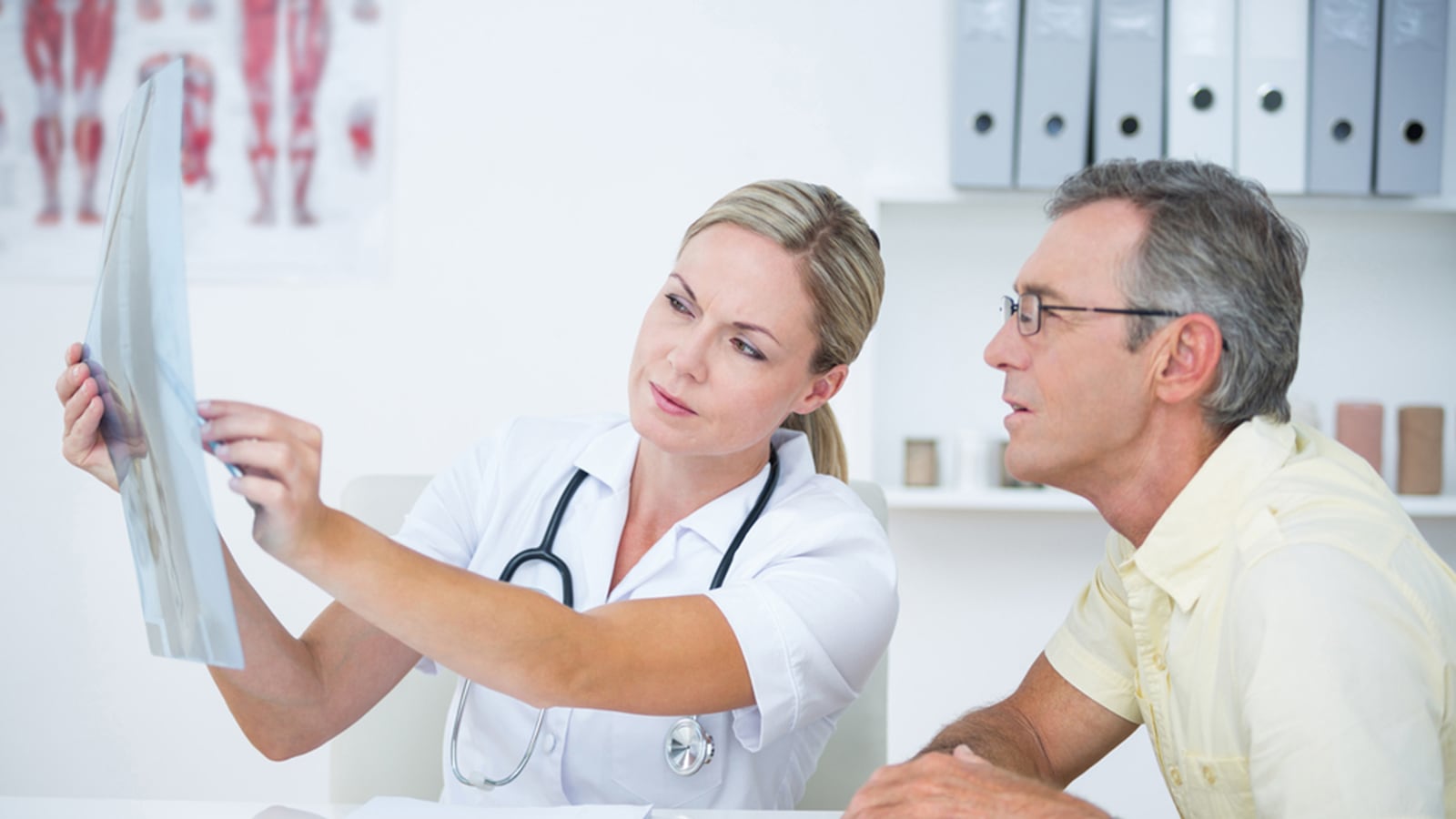 articles/2015/08/21/i-asked-my-patients-to-tell-me-anything-about-themselves-this-is-what-they-said/150820-khan-patient-tease_mdvudr