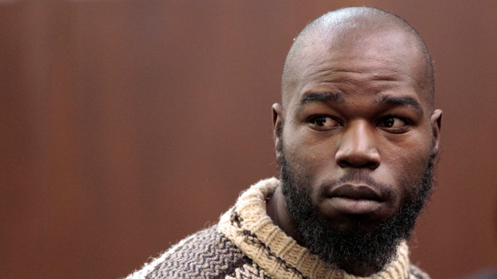 cheats/2012/12/06/suspected-subway-pusher-victim-attacked/subway-pusher-pleads-not-guilty-cheat_z9ymjl