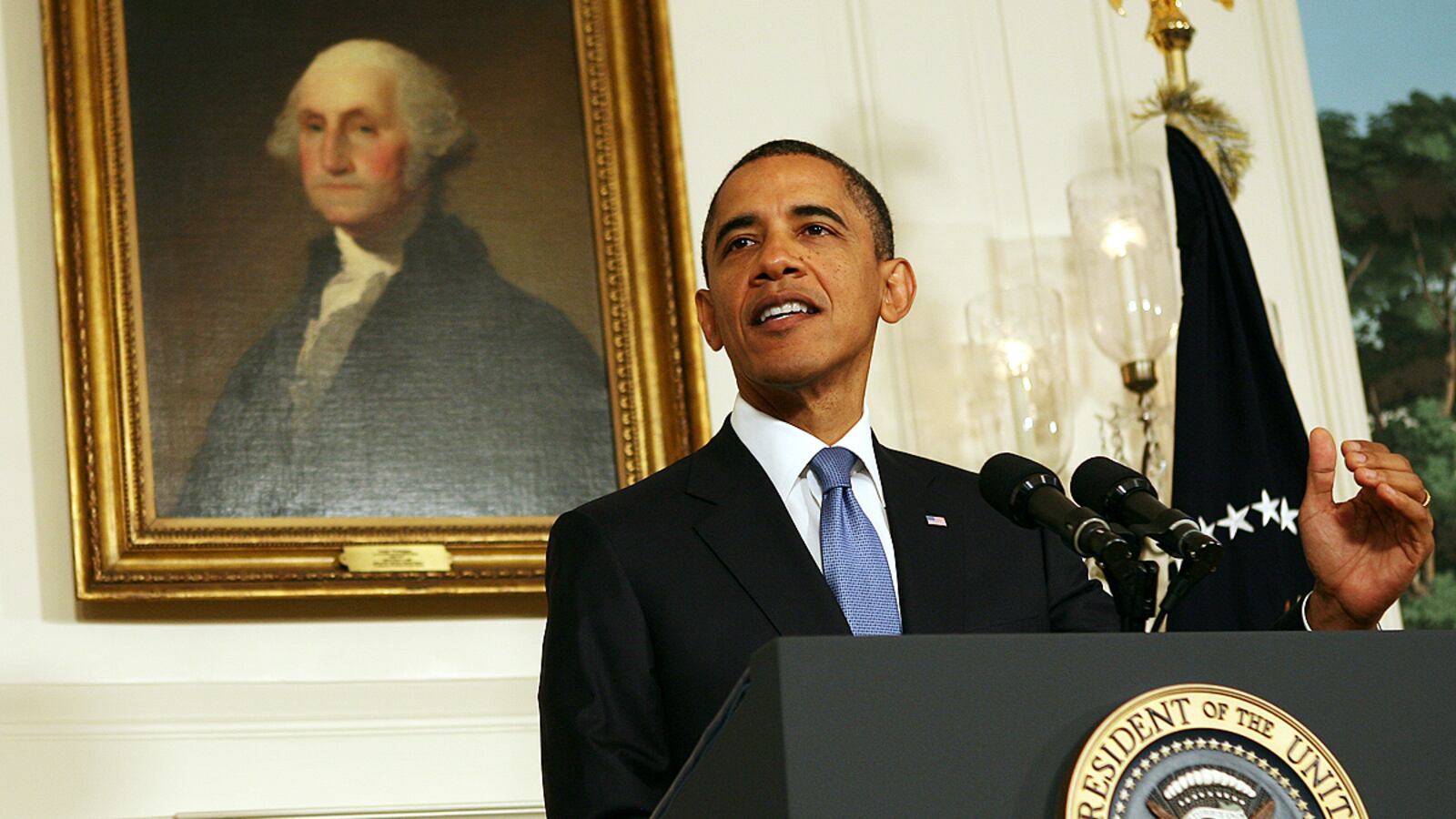 articles/2011/07/29/debt-ceiling-crisis-boehner-sets-up-a-collision-with-senate/debt-bill-final-lap-kurtz_vxfxkn