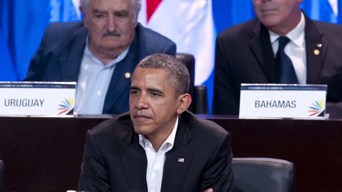 cheats/2012/04/15/secret-service-scandal-clouds-trip/obama-colombia-cheat_hjkncy