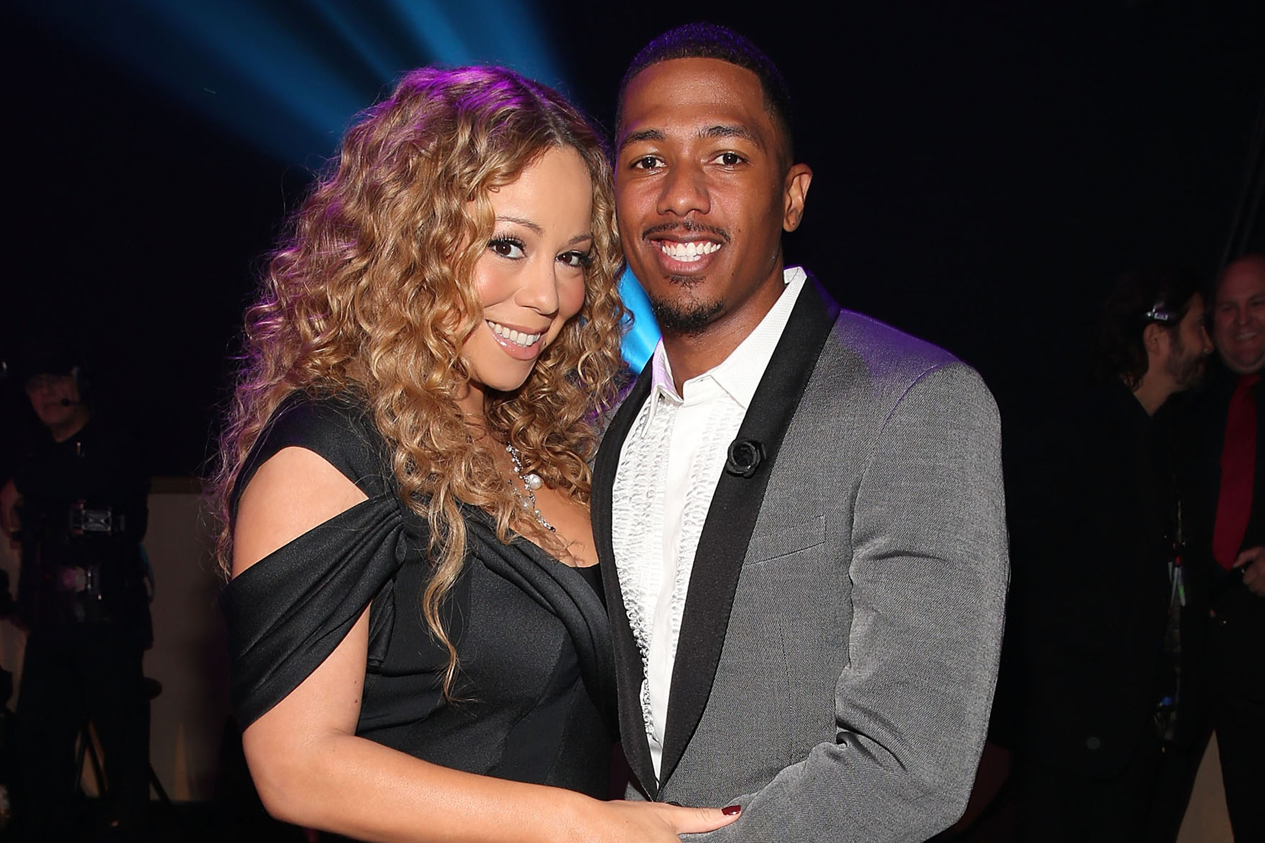 galleries/2013/10/22/kim-kardashian-and-kanye-west-and-the-craziest-celebrity-wedding-proposals-photos/proposals-carey-cannon_vua7fc