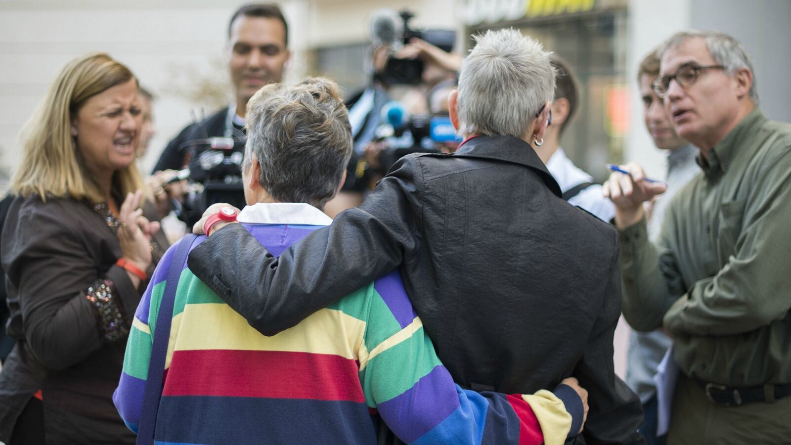 cheats/2014/10/11/n-carolina-gay-marriage-ban-struck-down/141011-north-carolina-gay-marriage-cheat_c570mg