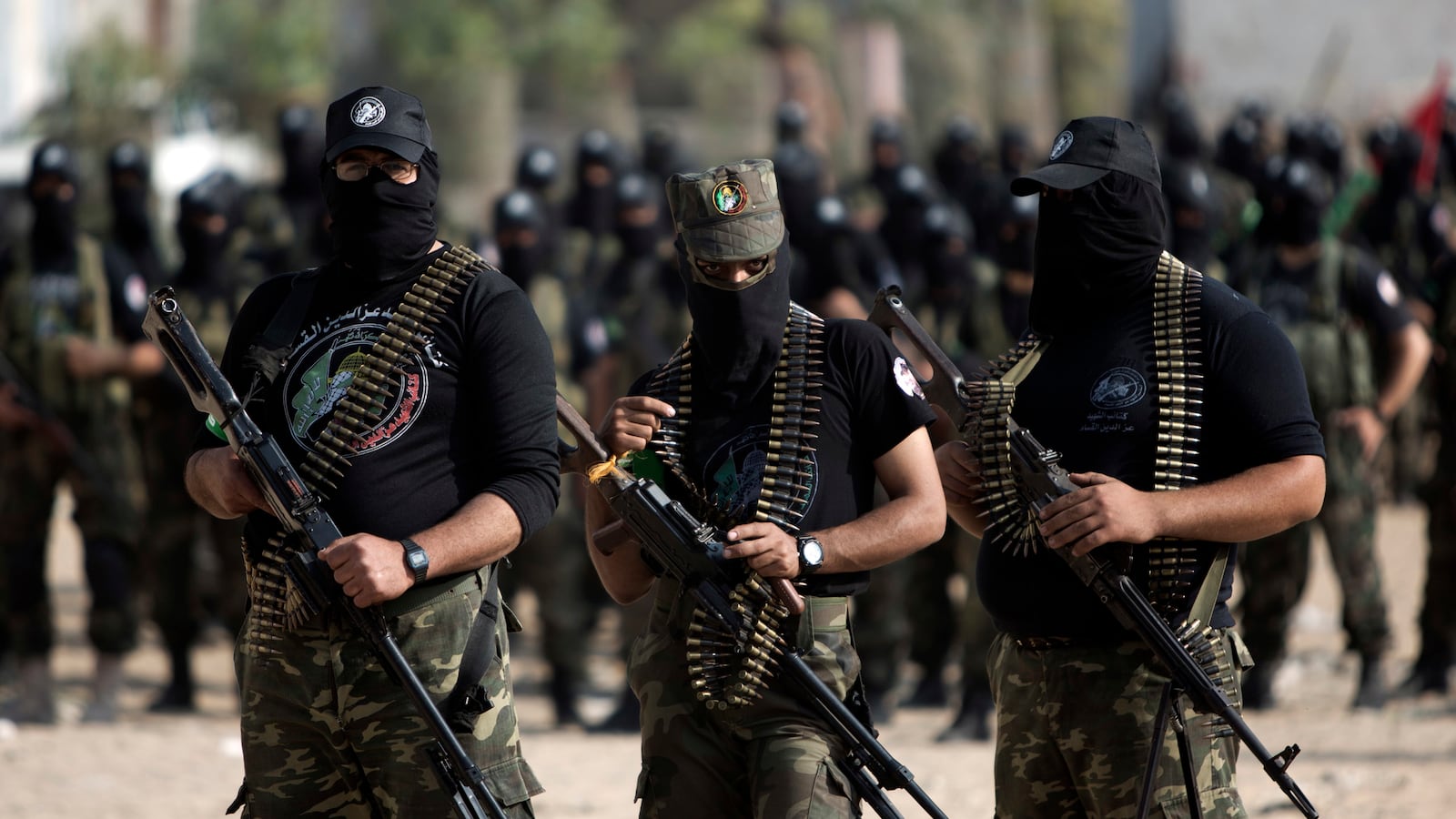 articles/2014/09/22/senators-take-gaza-away-from-hamas/140922-lake-hamas-tease_kwrohu