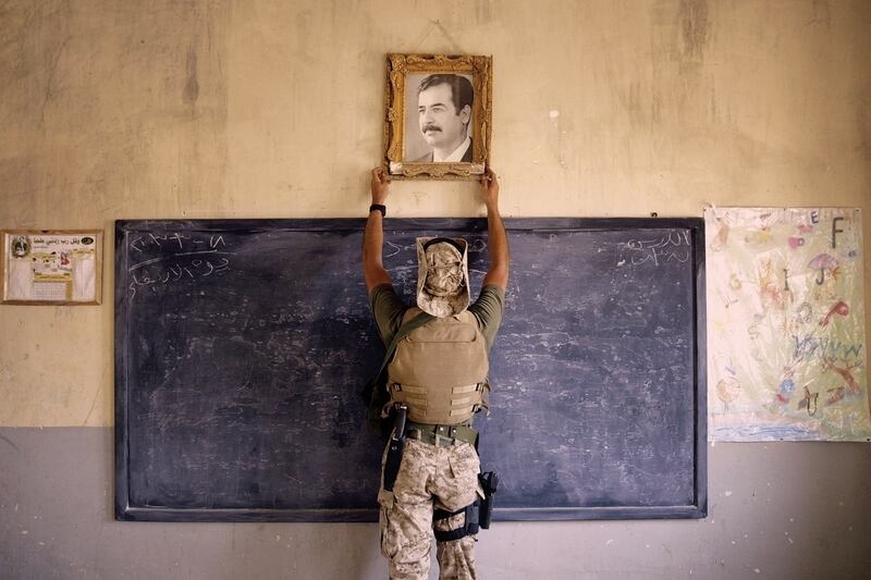 galleries/2014/04/10/testament-photos-by-chris-hondros/140409-chris-hondros1_tnm5cx
