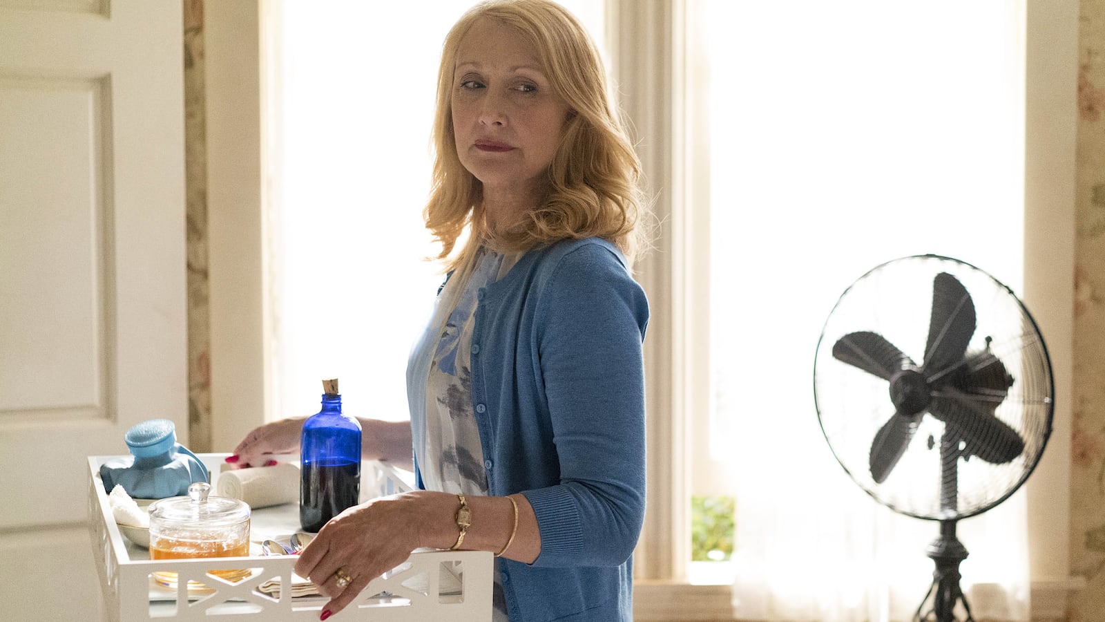 180824-stern-sharp-objects-tease_de1m1s