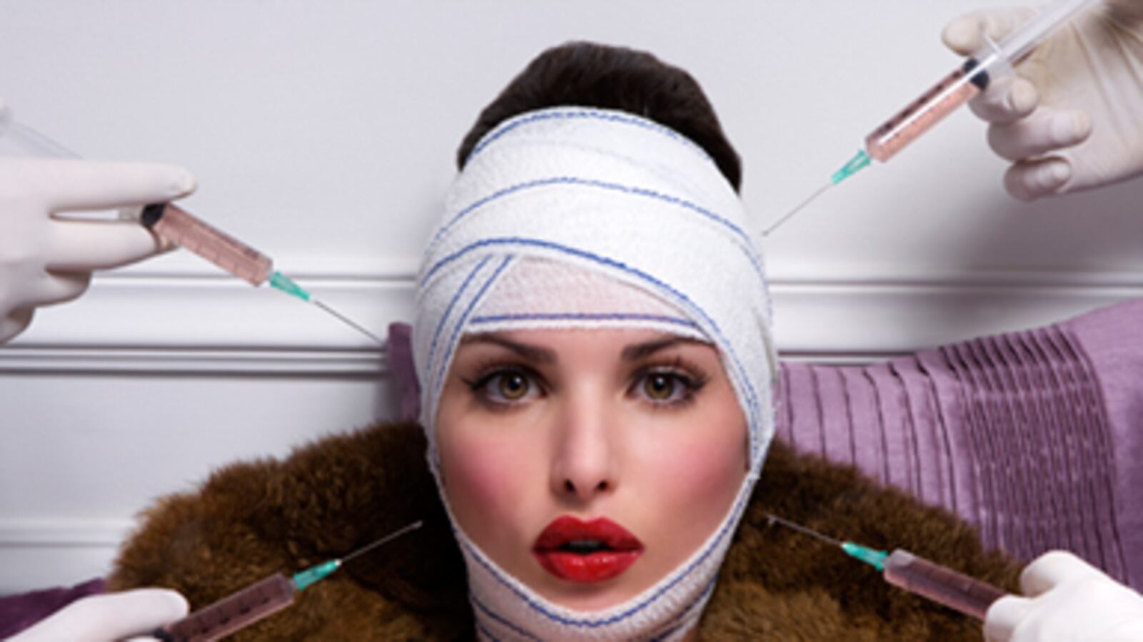 articles/2010/11/28/new-plastic-surgeries-vampire-fillers-fat-transfers-and-more/piccalo-cosmetic-procedures_143830_tjtg6j