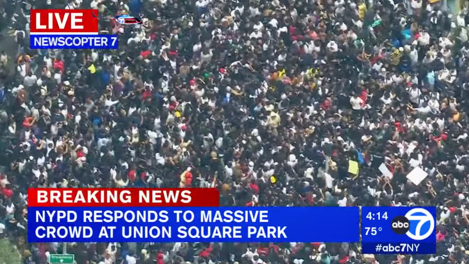 Twitch streamer Kai Cenat’s giveaway in Union Square turned to chaos on Friday.