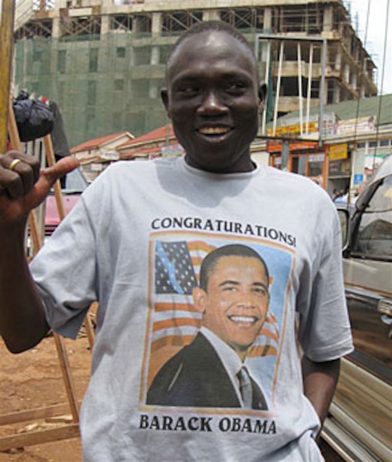 galleries/2008/11/14/obama-in-uganda/obama-uganda-8_ctiw3l