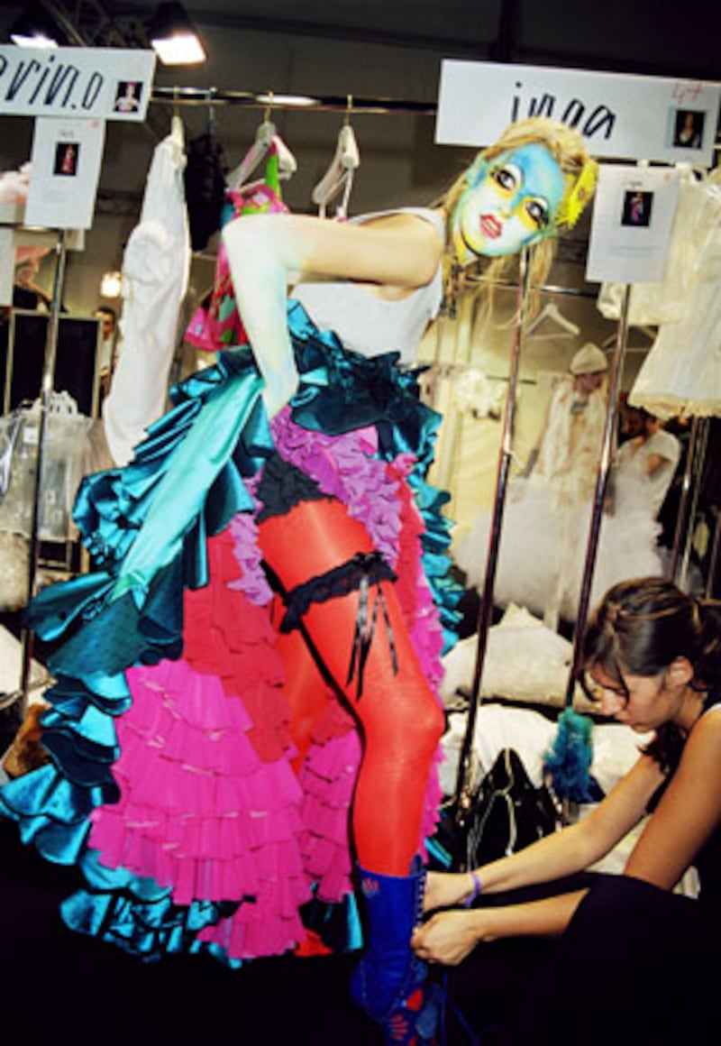 galleries/2009/12/18/backstage-dior/dior-16_swstgc