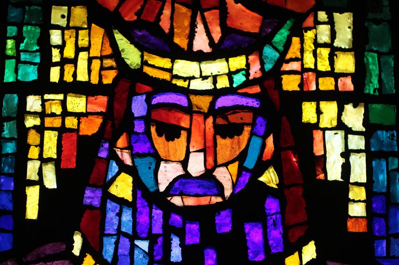 articles/2013/10/27/the-king-david-you-never-knew/131025-king-david-baden-tease_knlkda