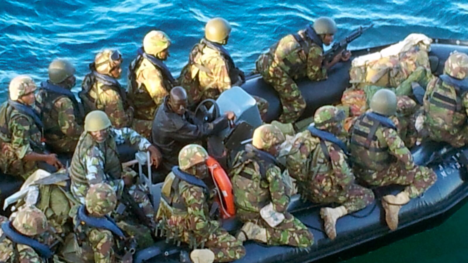 cheats/2012/09/29/kenya-deals-a-blow-to-al-shabab/kenya-alshabab-raid-cheat_gpm97z