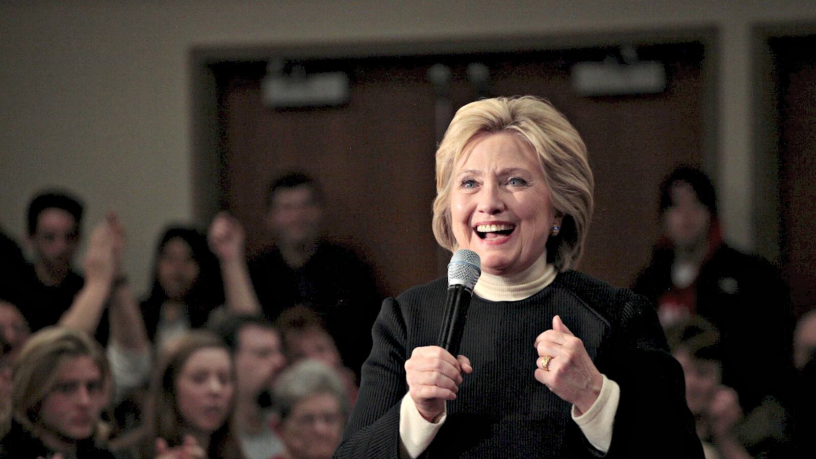 cheats/2016/01/25/voter-to-hil-you-re-seen-as-dishonest0/160119-hillary-clinton-cheat_aofljo