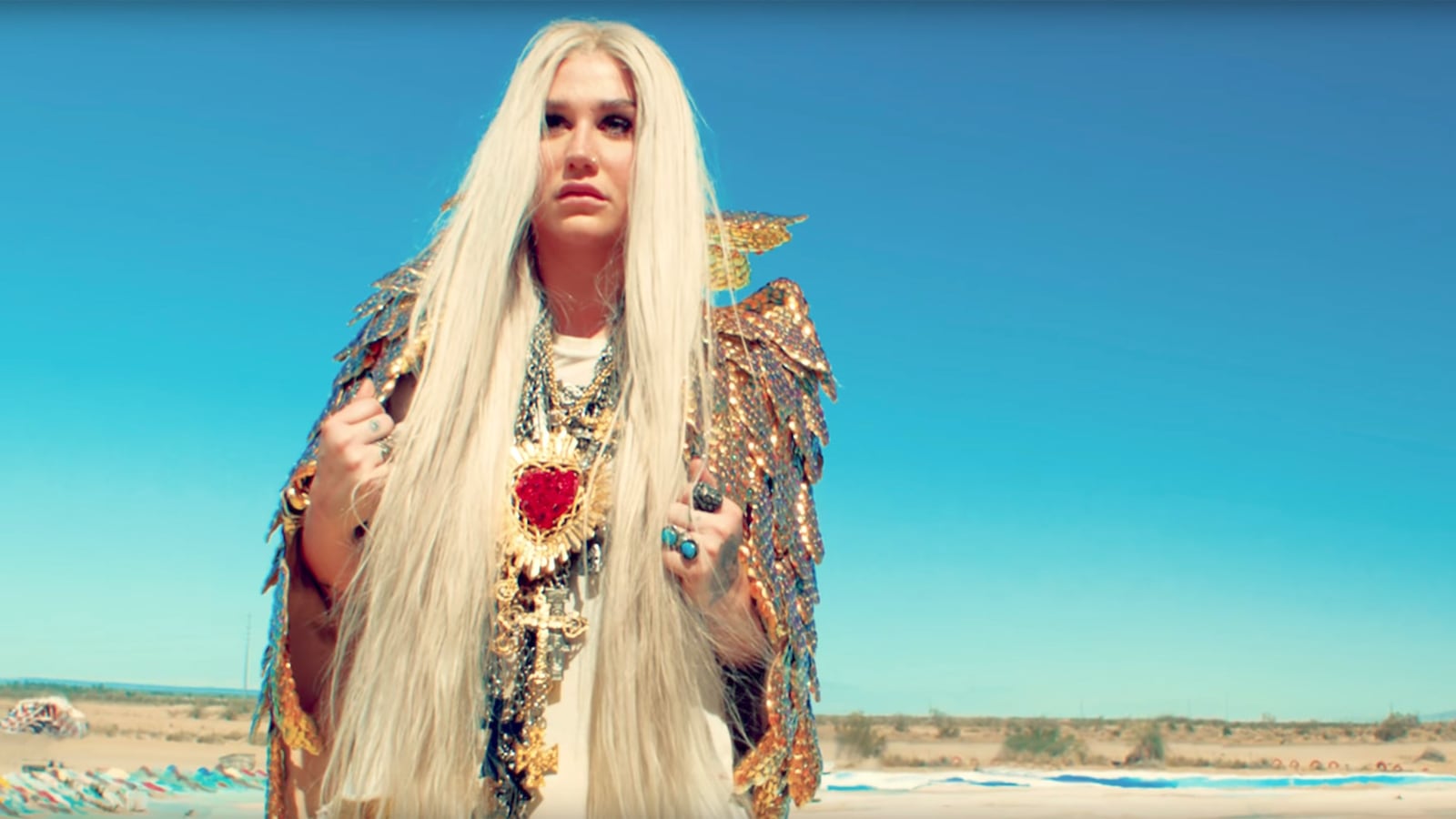 170706-madison-kesha-praying-tease_jzdymn