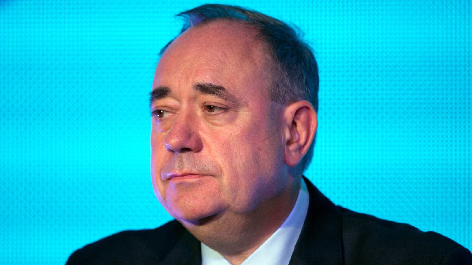 articles/2014/09/19/aaahm-ooot-snp-leader-salmond-quits-after-failed-vote/140919-hines-snp-tease_t6lixy