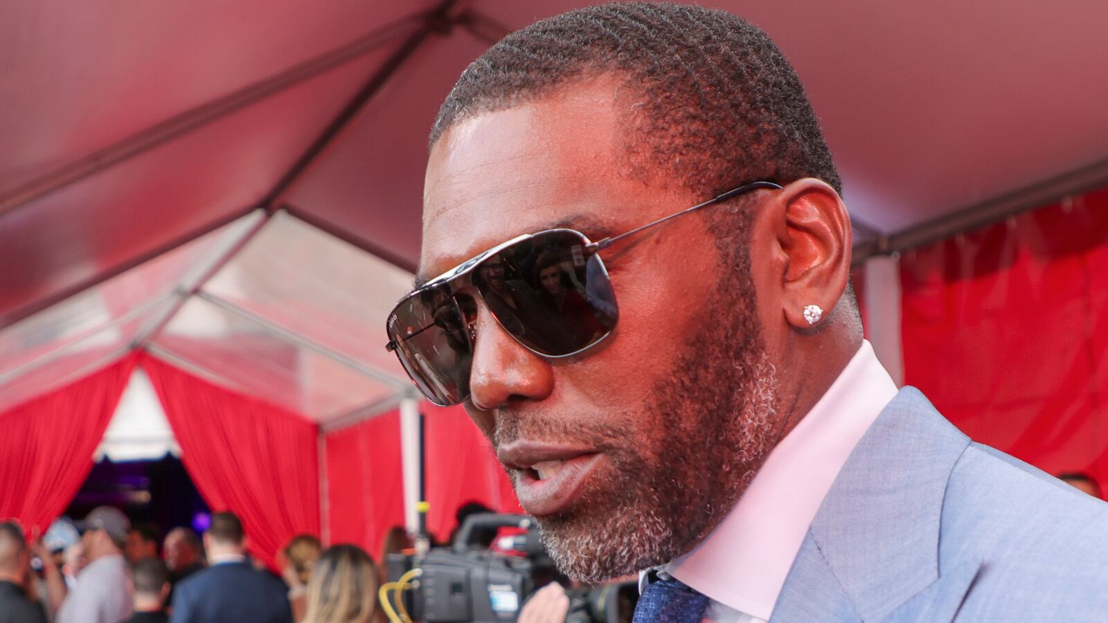 Foxborough, MA 6/12/24 Former New England Patriots wide receiver Randy Moss during the red carpet for Tom Brady's Hall of Fame induction ceremony at Gillette Stadium.(Photo by Matthew J Lee/The Boston Globe via Getty Images)