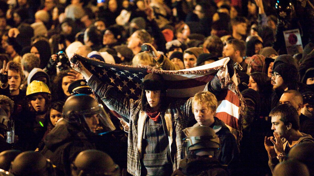 cheats/2011/11/13/cop-injured-at-occupy-portland/occupy-portland-oregon-police-showdown-cs_qgshhg