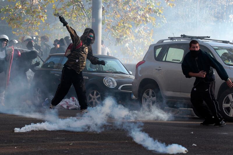 galleries/2012/11/14/european-nations-protest-austerity-measures-photos/14europe_protest2_ohjcnr