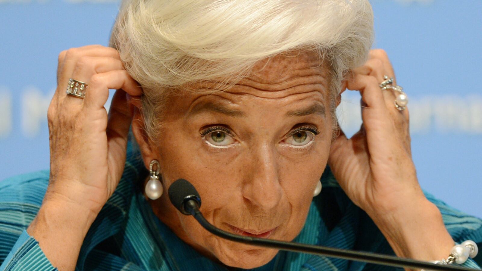 cheats/2012/10/11/lagarde-greece-needs-more-time/imf-greece-lagarde-cheat_vfmo7t