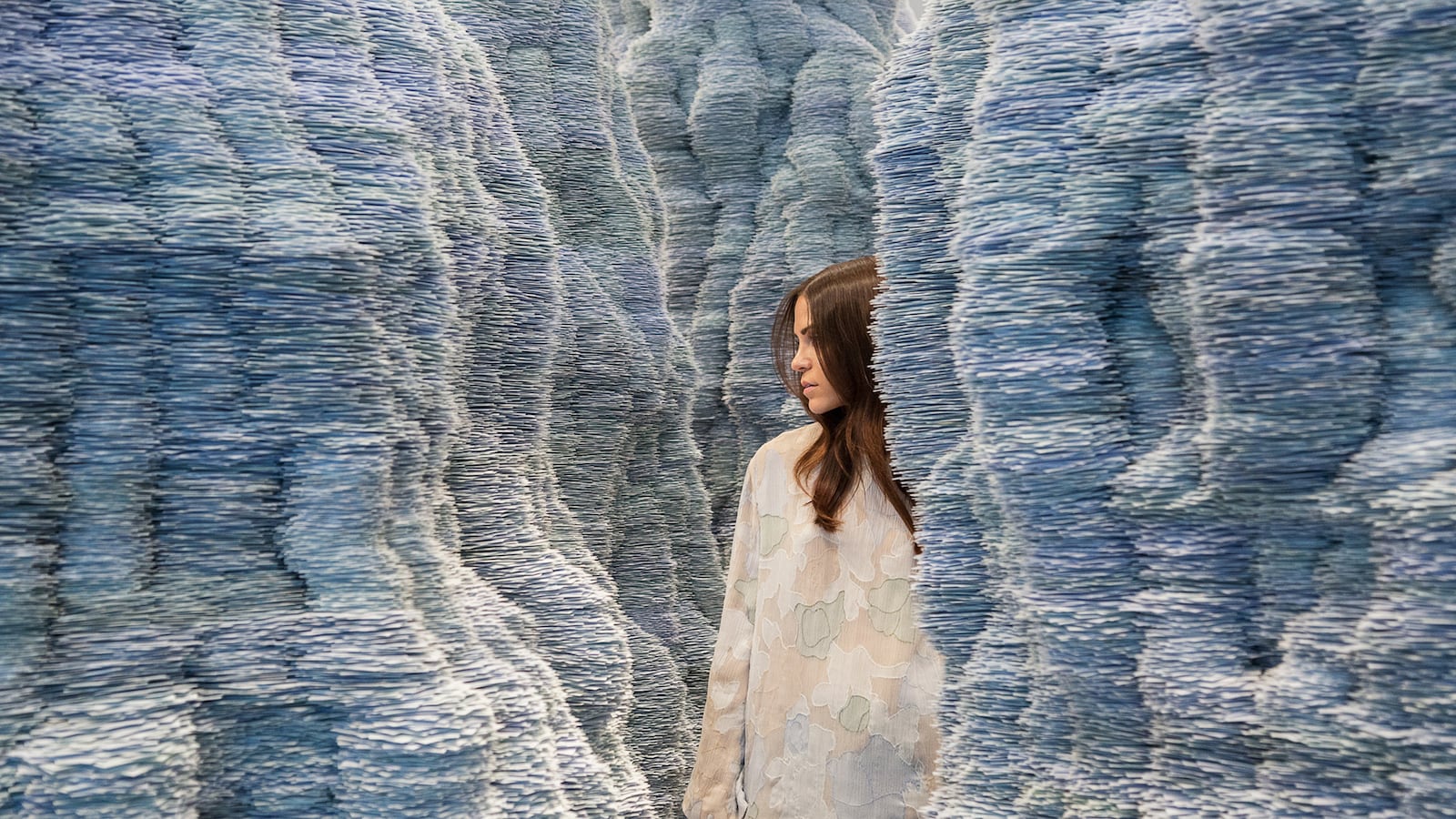 articles/2014/08/26/she-s-got-the-look-how-pari-ehsan-marries-fashion-and-art/140825-mcneary-pari-tease_zcdzty