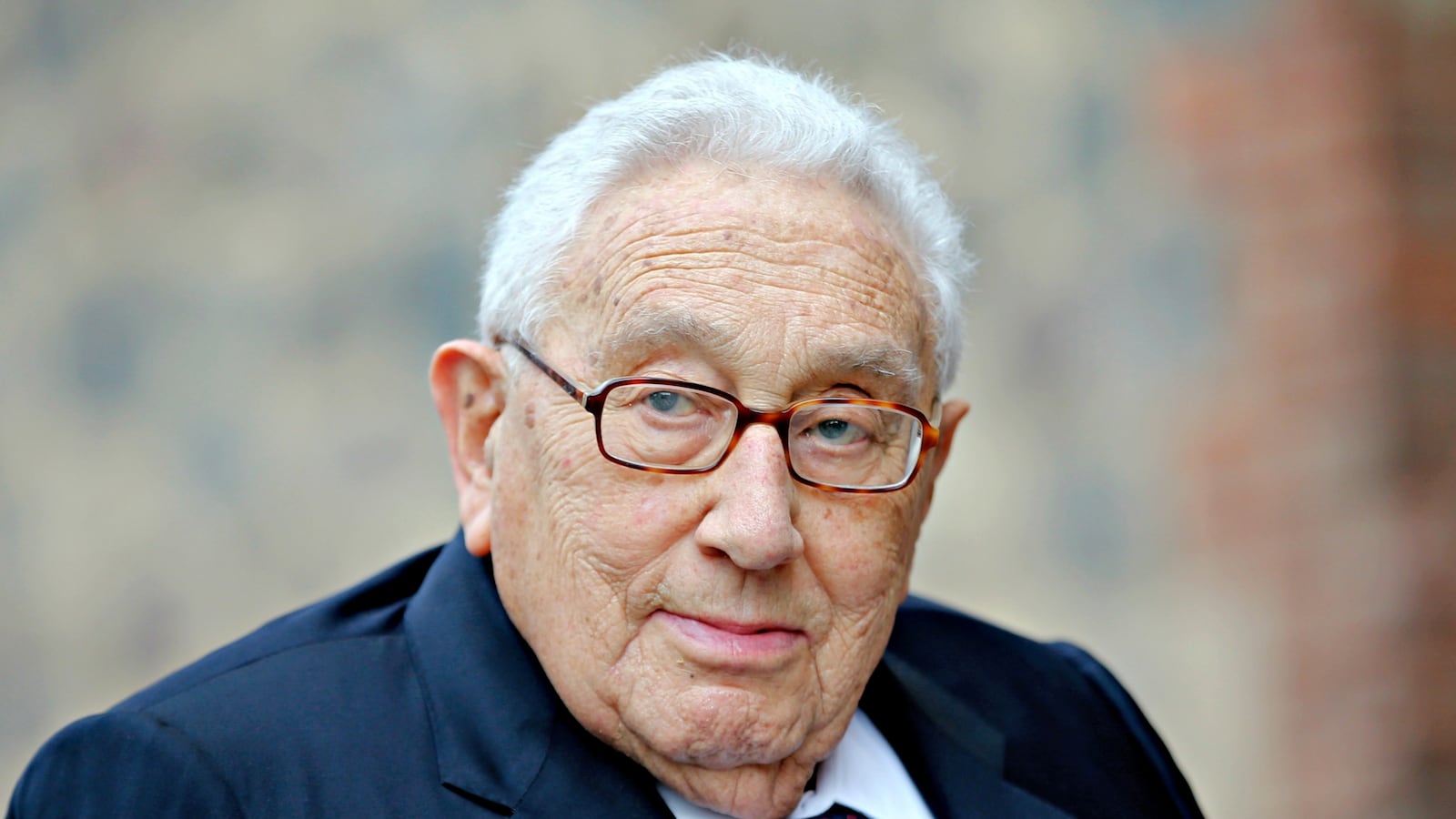 cheats/2016/09/02/henry-kissinger-will-make-no-2016-endorsement/160902-henry-kissinger-cheat_nfbnsu