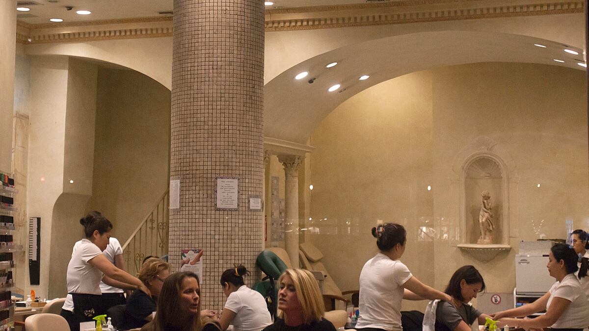 cheats/2015/05/11/cuomo-orders-protection-for-nail-workers/150511-manicurist-nyc-cheat_xleych