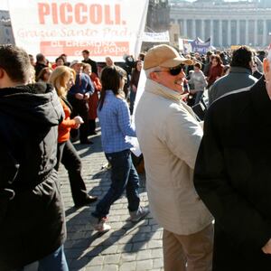 171219-disgraced-cardinal-law-dead-cheat_pmrope