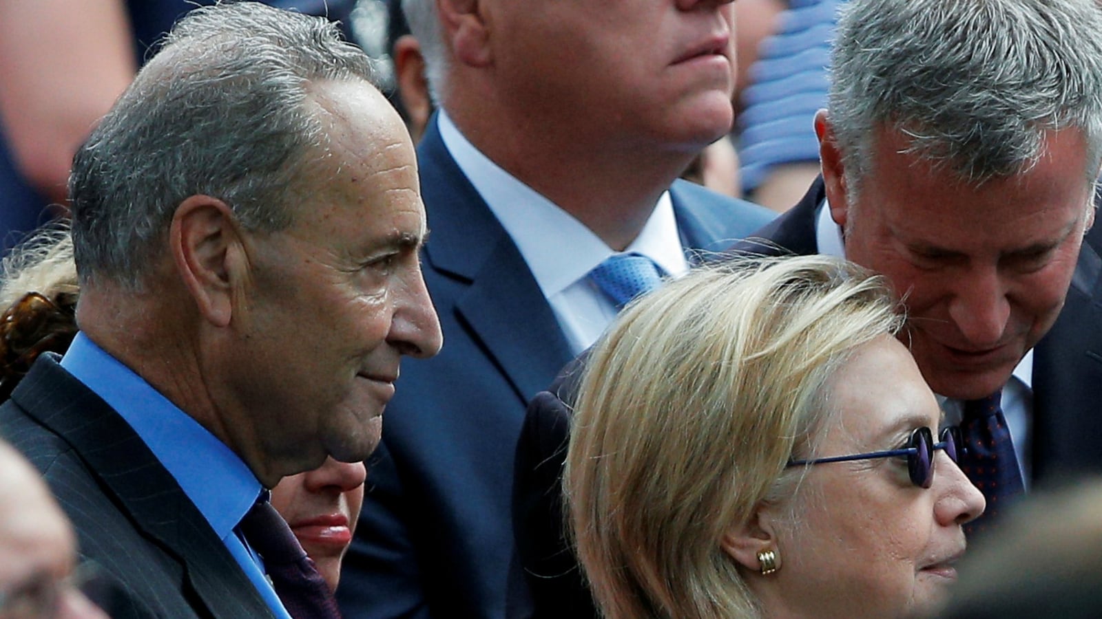 cheats/2016/09/12/chuck-schumer-discloses-pneumonia-diagnosis/160912-schumer-clinton-cheat_ax9quy