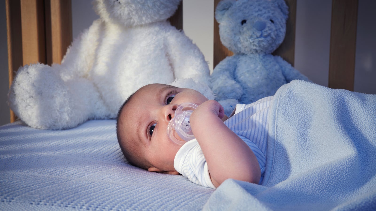 articles/2014/02/28/why-we-shouldn-t-freak-out-over-three-person-ivf/140227-shire-babies_ugkwtt