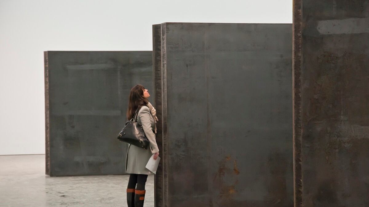 articles/2014/01/24/richard-serra-at-gagosian-is-the-daily-pic-by-blake-gopnik/metal-daily-pic_kwpfmd