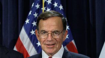 cheats/2009/09/24/ted-kennedys-replacement-chosen/paul-kirk_51779_ita4ix