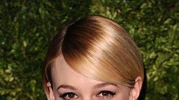 cheats/2010/11/16/carey-mulligan-to-play-daisy-buchanan/carey-mulligan_rsresr