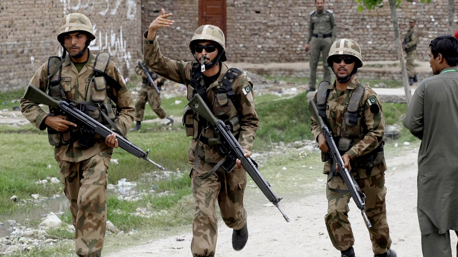 cheats/2013/09/03/u-s-intel-distrusts-pakistan/130903-pakistan-us-intel-cheat_pftpqu