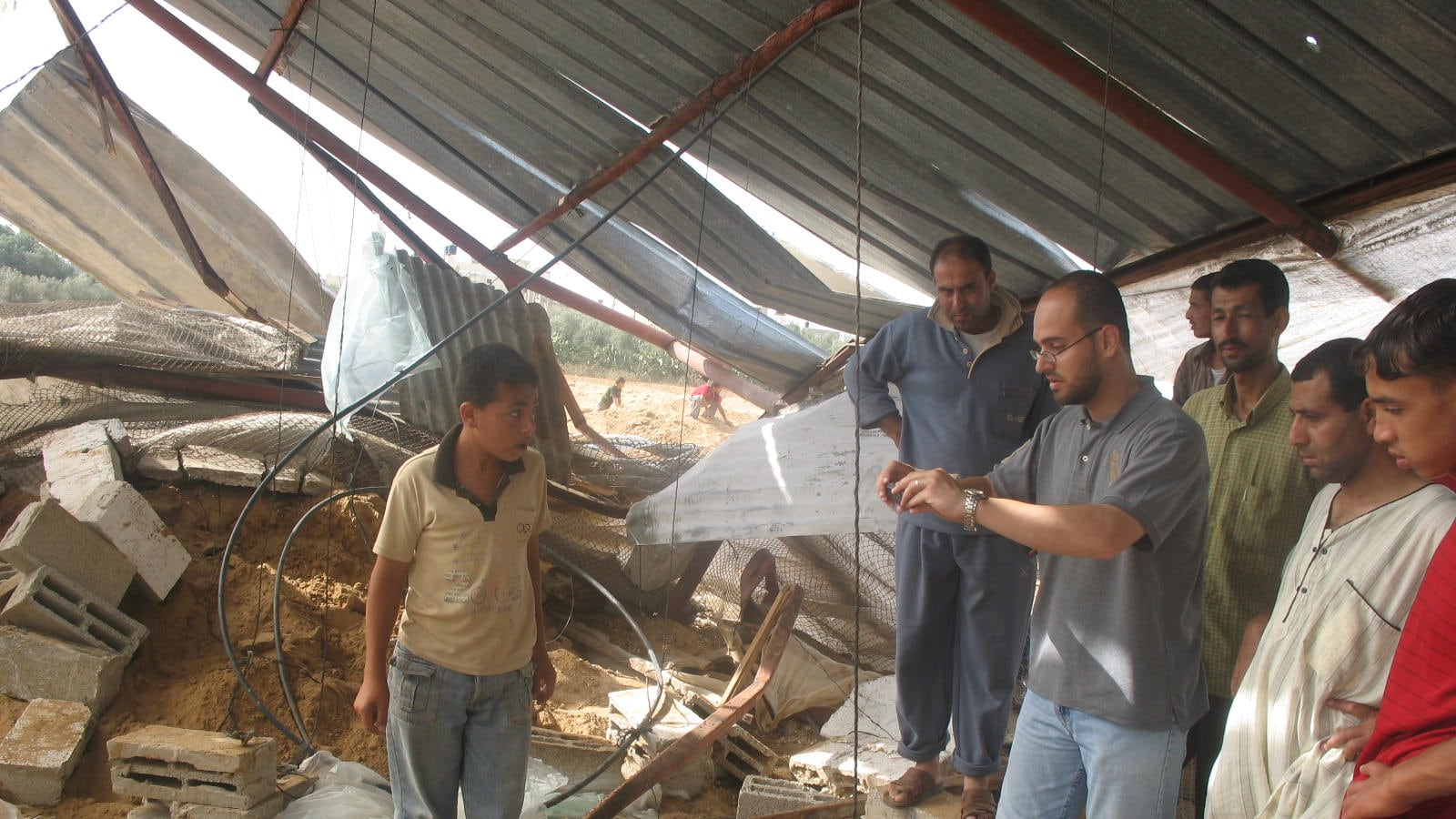 articles/2013/01/17/what-s-changed-since-the-gaza-ceasefire/saribashipiece-openz_p2lryf