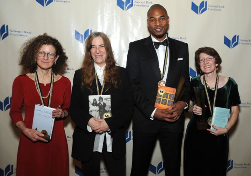 galleries/2010/11/17/2010-national-book-awards/national-book-awards---winners-2_zat17g