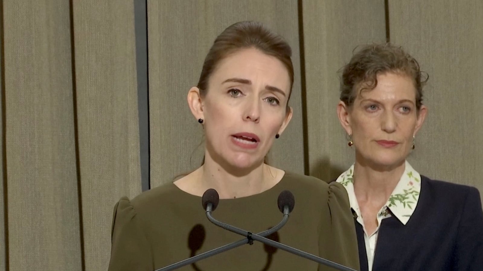 2020-12-08T044542Z_1091940952_RC2SIK90TT70_RTRMADP_3_NEWZEALAND-SHOOTING_n0tnhv