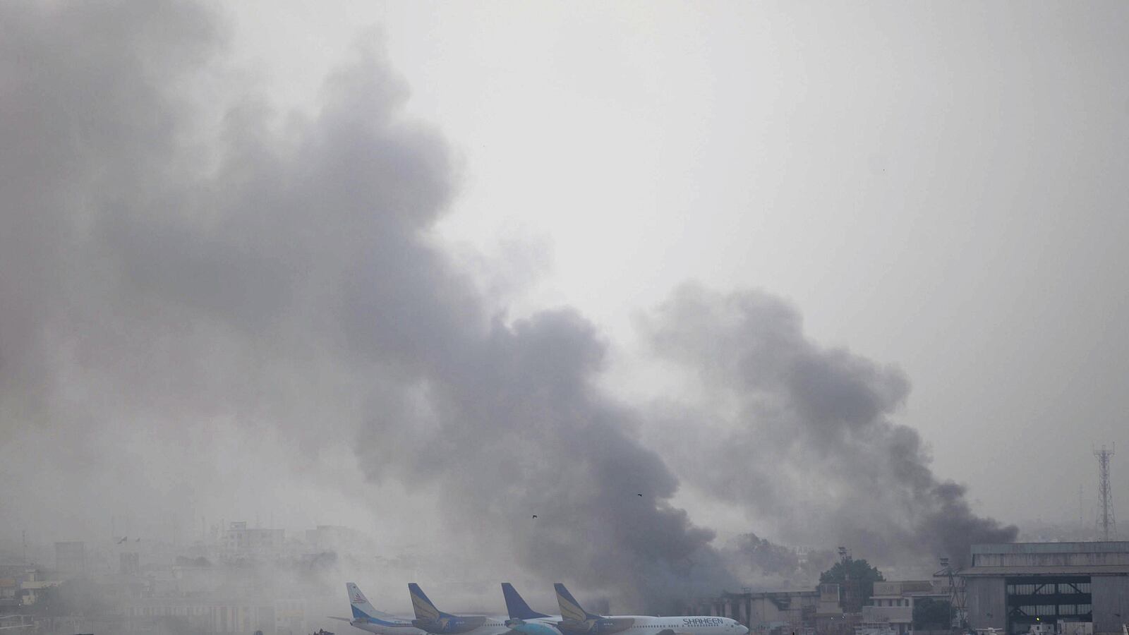 articles/2014/06/09/pakistani-taliban-threatens-more-attacks-after-deadly-airport-siege/140609-sami-airport-tease_dl5kxc