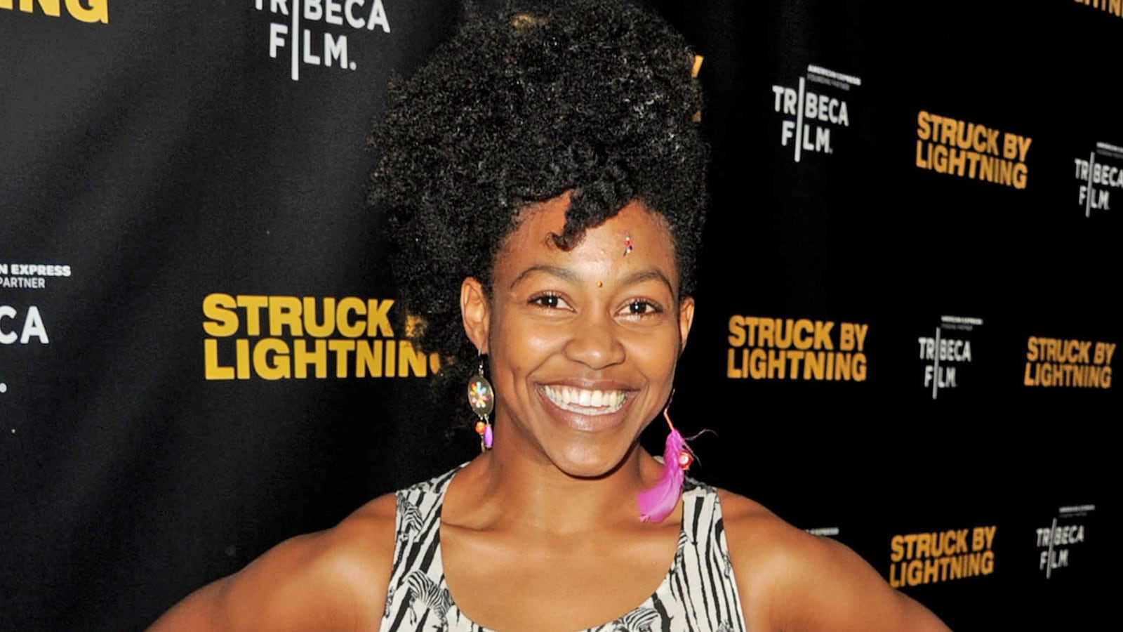 cheats/2014/09/16/officer-defends-django-star-treatment/140916-danielle-watts-cheat_kksrex