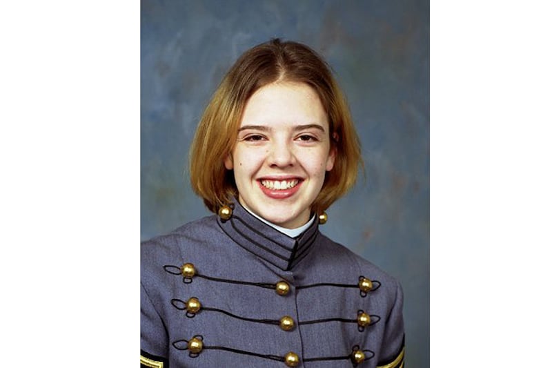 articles/2013/01/24/the-female-fighter-i-knew/130124-woods-women-combat-walker-embed_vlf7ai