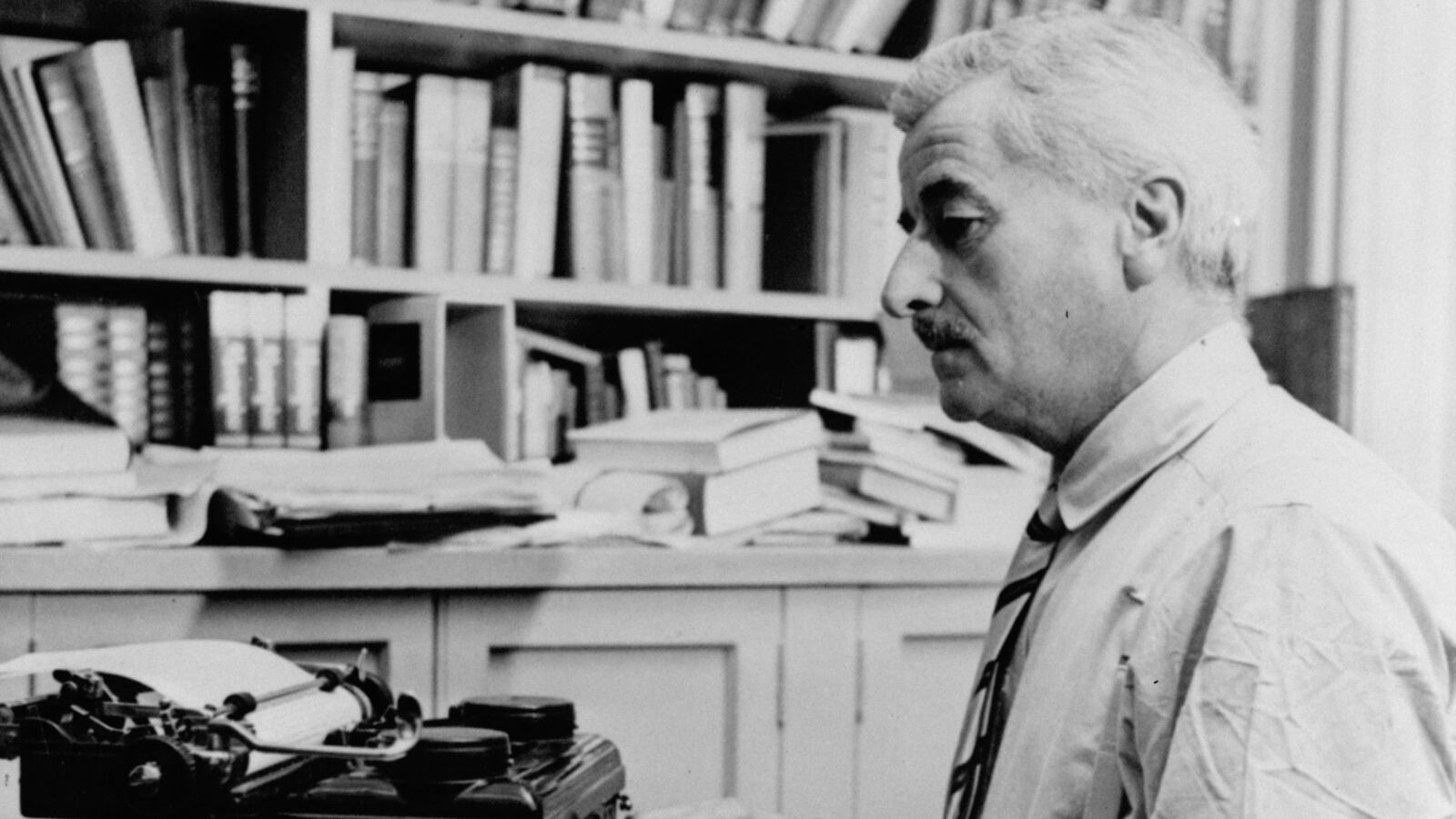 articles/2014/07/11/an-author-at-home-in-lonely-landscapes/140710-rural-writers-trent-tease_wk6seq