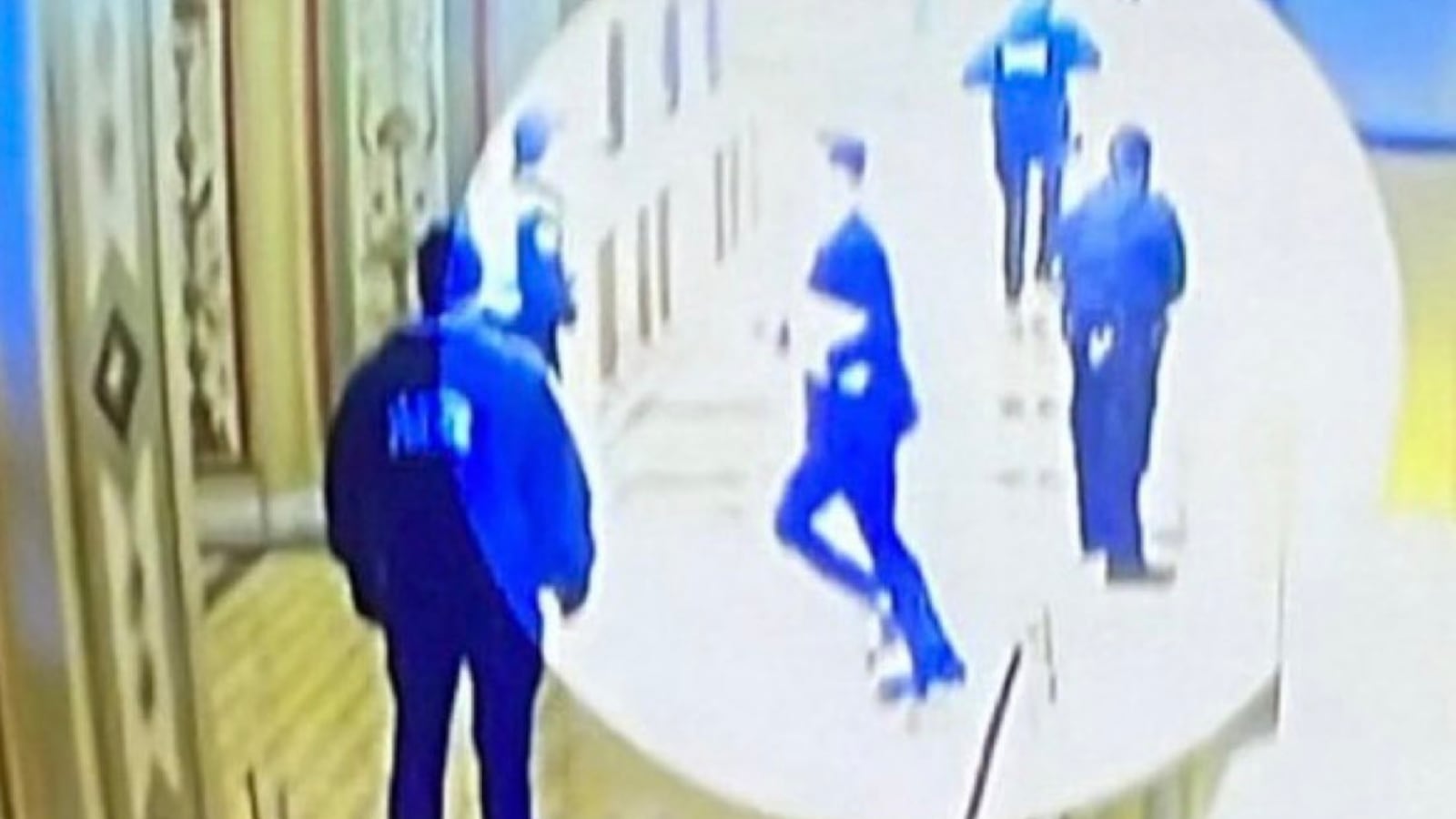 FYRb78kXgAIoGjD_faagdv