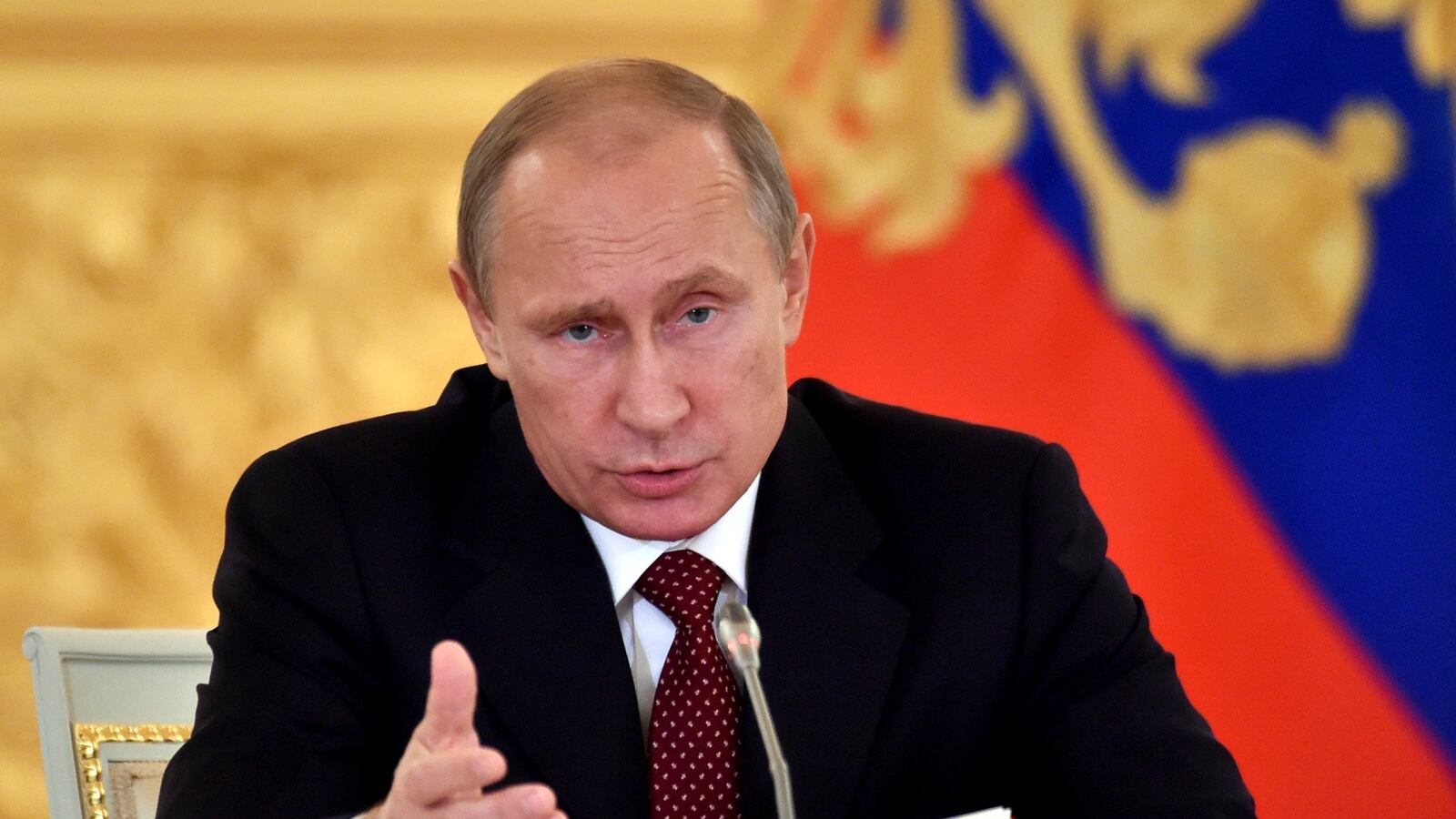 cheats/2014/10/15/putin-to-u-s-stop-the-blackmail/141015-putin-cheat_nl0r4s