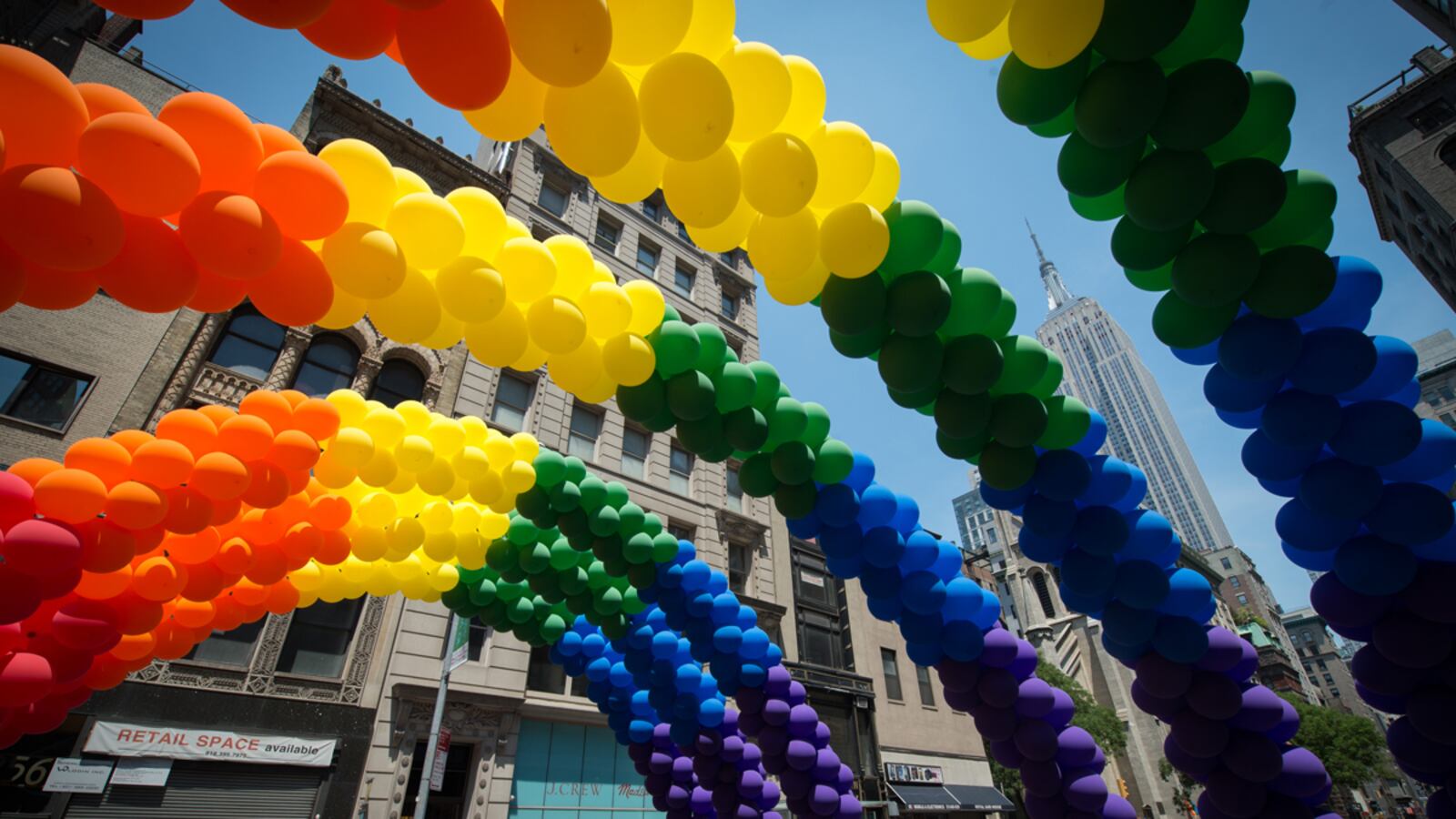 cheats/2017/03/29/no-lgbtq-category-in-2020-census-proposal/170131-lgbt-protections-cheat_ussgzv